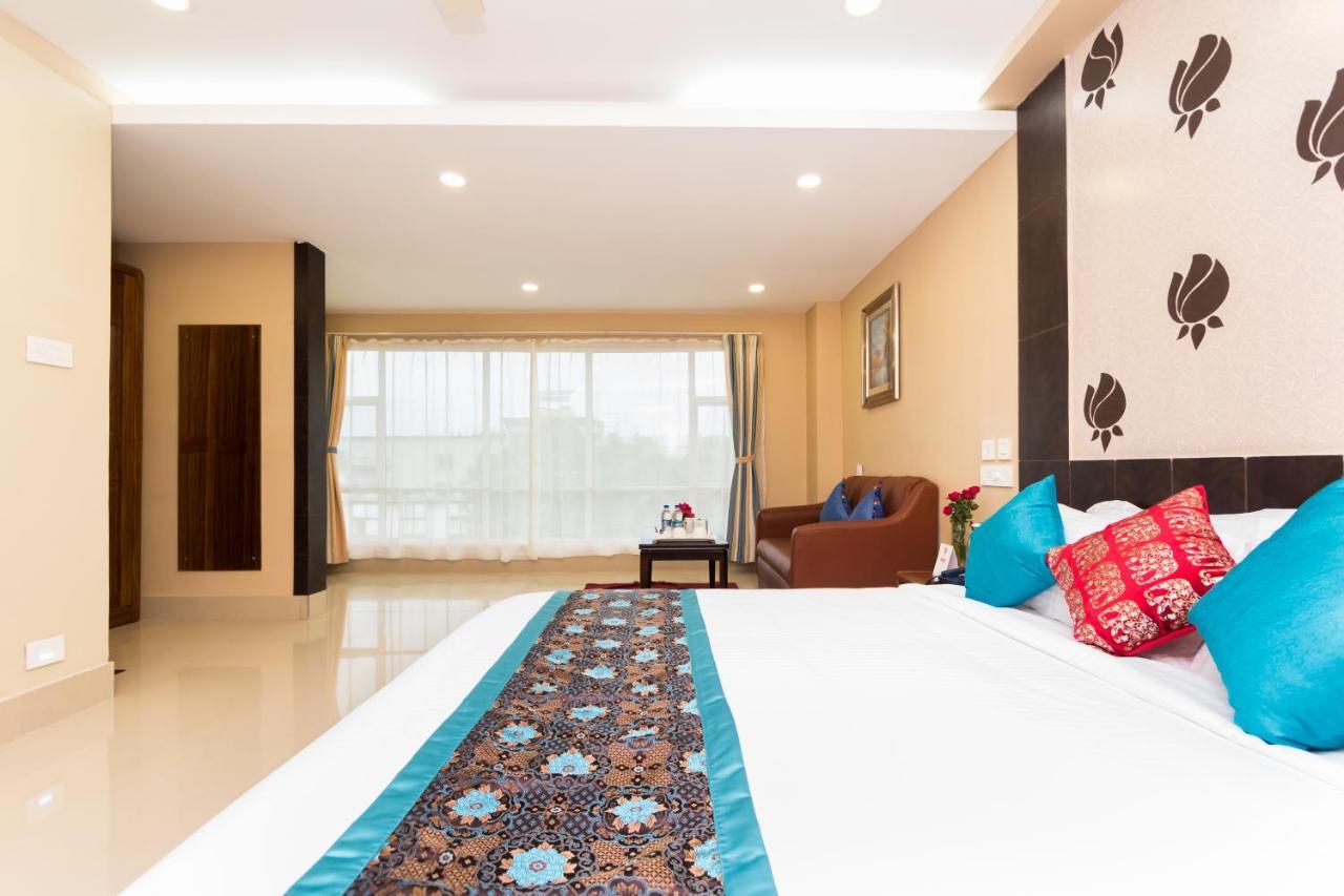 Central Courtyard Boutique Hotel Siliguri Eksteriør bilde